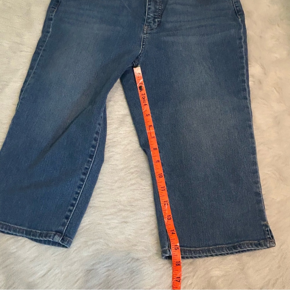 Talbots Bermuda Shorts - Picture 5 of 5